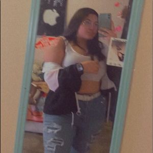 Meet your Posher, Henessey